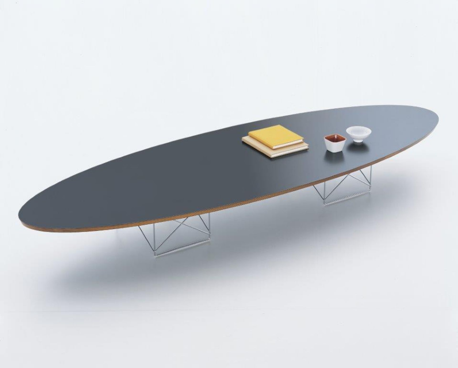 Elliptical Table ETR Vitra